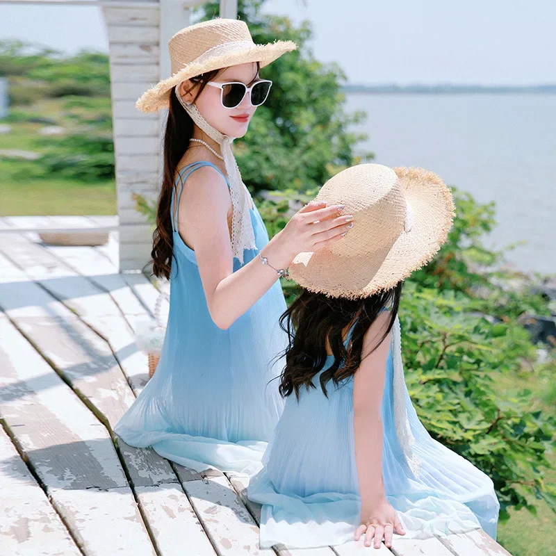 Resorts Look Mom and Daughter  - đánh giá và giá Coffee Tea Or Me